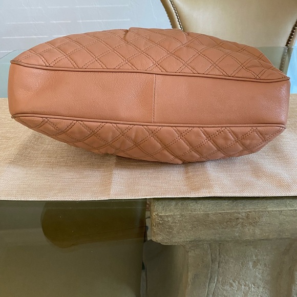 Marc Jacobs Leather Handbag - Picture 3 of 6